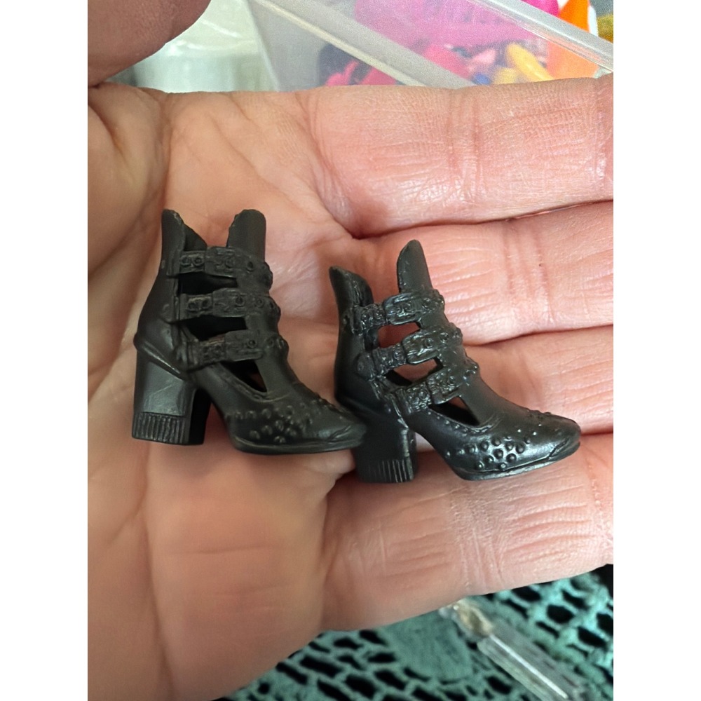 Barbie Fashionistas 87 Rock Star Glam Black Shoes Replacement Booties 2017